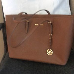 Michael Kors Medium Top-Zip Leather Tote Brown
